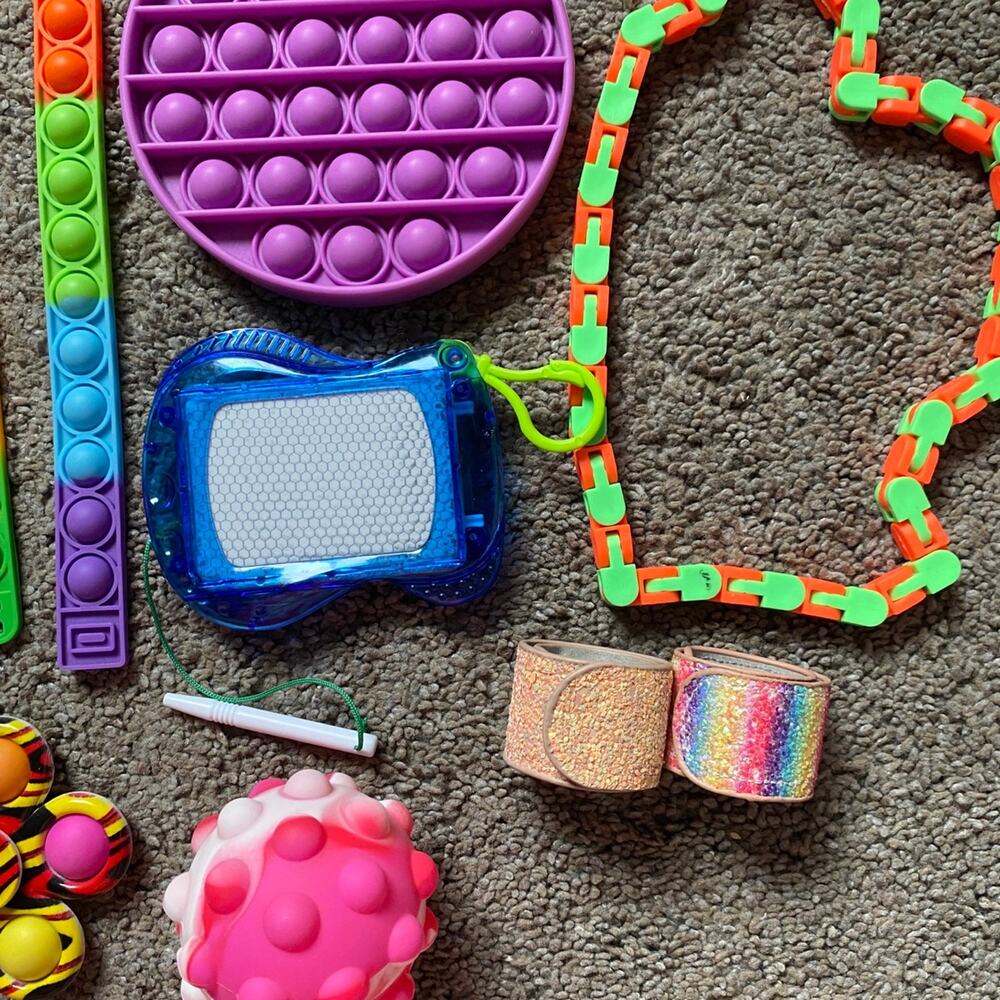 Fidget Toy Bundle - Picture 2 of 6